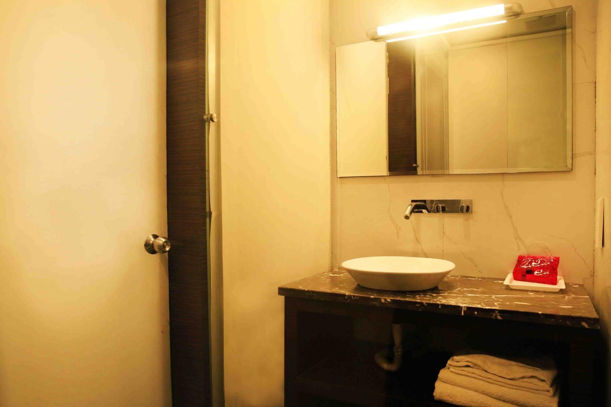 Fabhotel Prudent Αμριτσάρ Εξωτερικό φωτογραφία