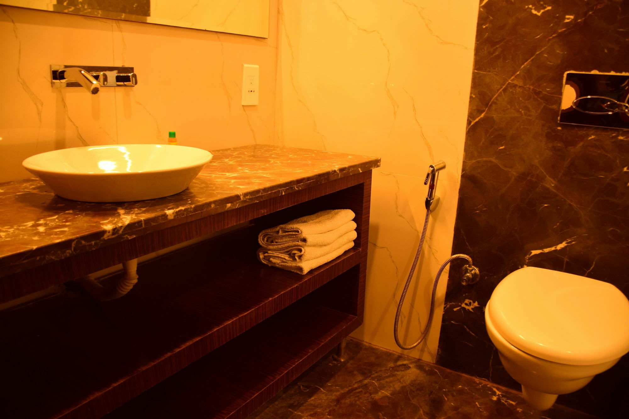 Fabhotel Prudent Αμριτσάρ Εξωτερικό φωτογραφία