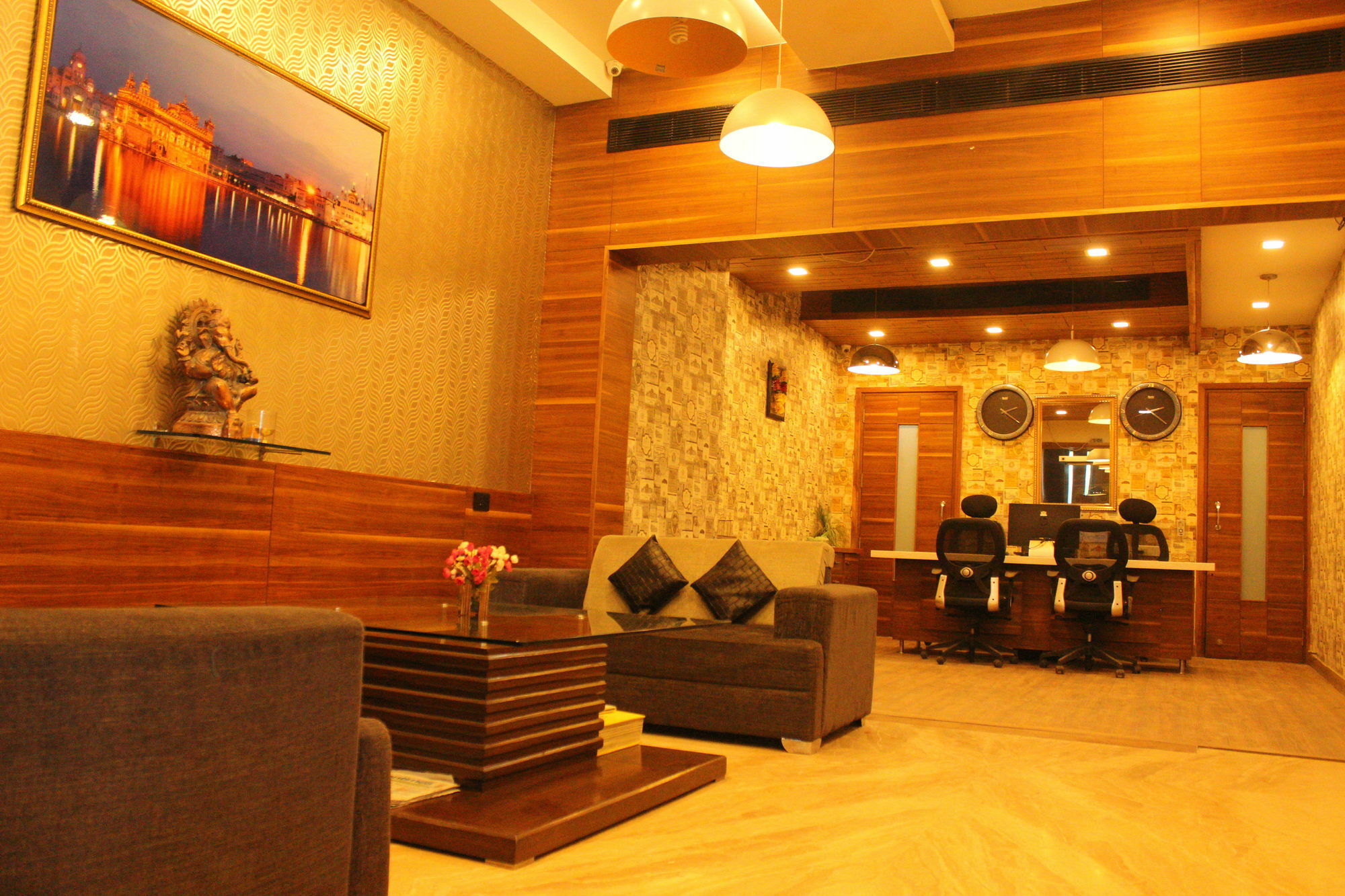 Fabhotel Prudent Αμριτσάρ Εξωτερικό φωτογραφία